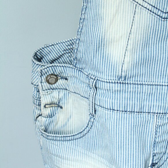 1st Kiss Hot Kiss Size Medium Overall Shorts - Picture 2 of 3